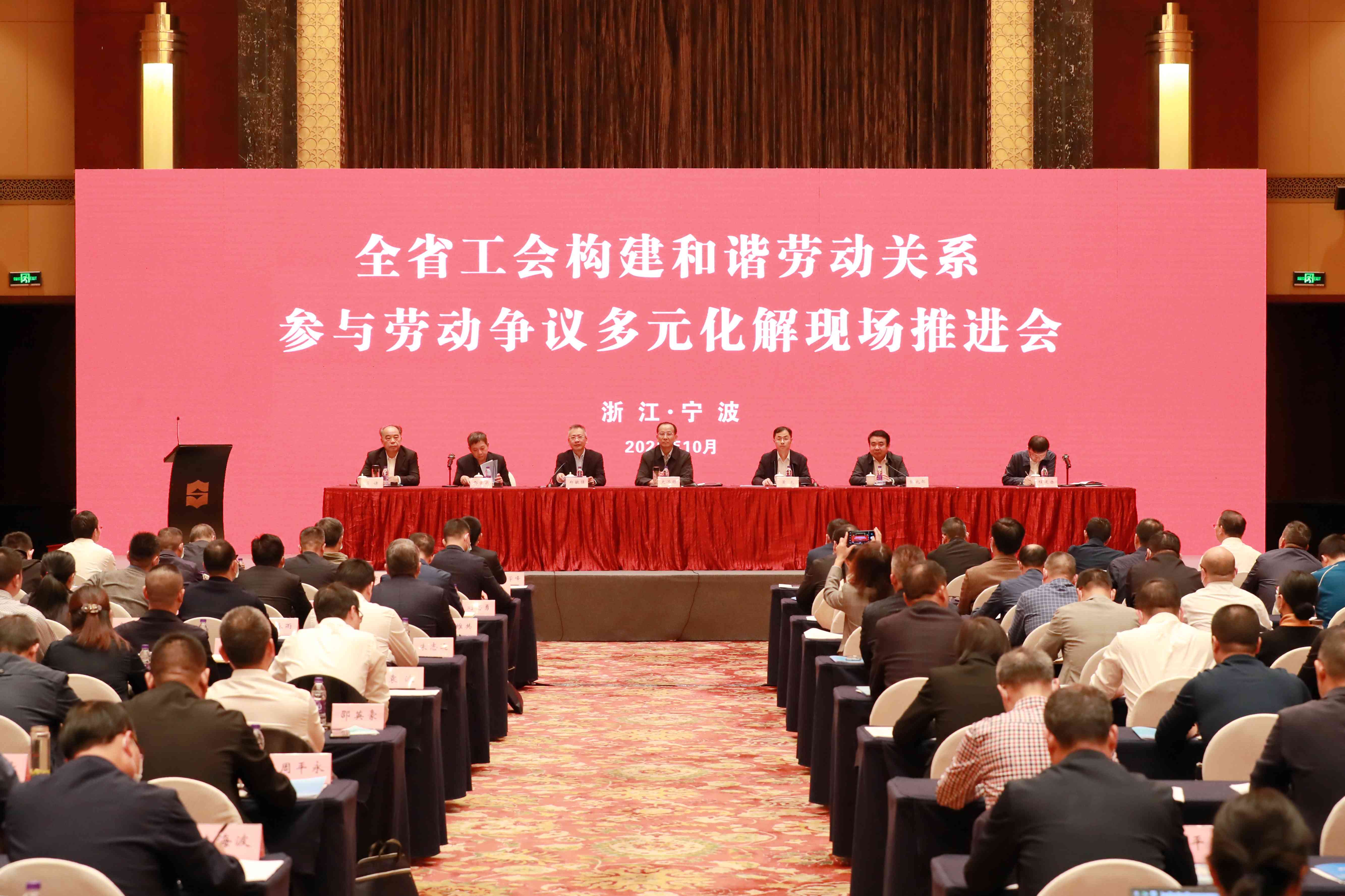 上海加盟招商外包团队_招商团队招商口号_宁波招商外包团队